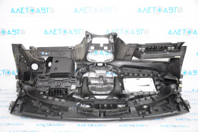 Торпедо передняя панель без AIRBAG Ford Fiesta 11-19 черн