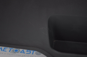 Обшивка батареї Toyota Prius V 12-17 темно-сірий, потертості, подряпини