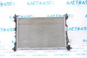 Радиатор охлаждения вода Fiat 500L 14- 1.4T