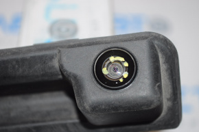 Камера заднего вида VW Jetta 19- с ручкой багажника маленькие сколы стекла