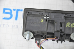 Камера заднего вида с ручкой и кнопкой открывания багажника VW Passat b8 16-19 USA
