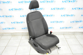 Пасажирське сидіння VW Jetta 11-18 USA без Airbag, механічне, ганчірка чорна з сірою вставкою