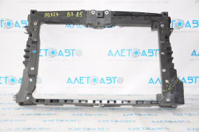 Телевизор панель радиатора VW Passat b7 12-15 USA пластик, трещина