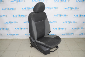 Пасажирське сидіння Ford Focus mk3 11-14 дорест, без airbag, механіч, ганчірка чорна, брудна