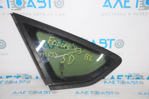 Форточка глухое стекло задняя левая Ford Focus mk3 11-18 5d с молдингом мат, тонировка
