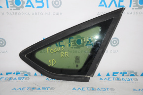 Форточка глухое стекло задняя правая Ford Focus mk3 11-18 5d с молдингом мат, тонировка