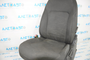 Водительское сидение VW Passat b7 12-15 USA без airbag, механич, тряпка черный, топляк