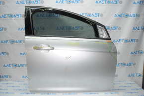 Дверь голая передняя правая Ford Focus mk3 11-18 серебро UX, небольшие вмятины