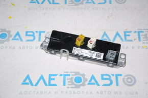 Усилитель антенны Audi A4 B8 08-16