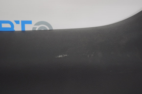 Обшивка дверей багажника нижня Ford Edge 16- черн подряпини
