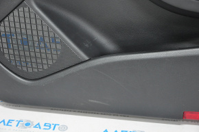 Обшивка двери карточка передняя правая Infiniti QX30 17-пластик и кожа черн, потерта
