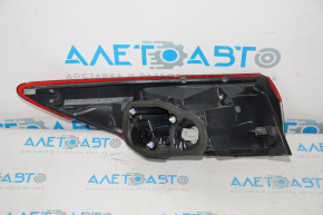 Фонарь внешний крыло правый Mazda 6 16-17 usa рест, дефект стекла