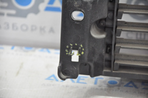 Жалюзи дефлектор радиатора Mazda 6 13-17 надлом крепления