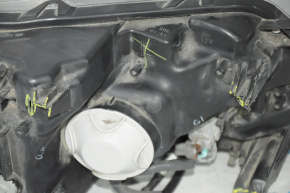 Фара передняя левая Nissan Rogue 14-16 галоген дефект креплений