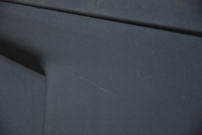Обшивка двери карточка передняя правая Toyota Camry v55 15-17 usa черн, потертости