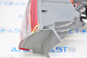 Ліхтар зовнішній крило правий Hyundai Elantra AD 17-18 дорест галоген, скол