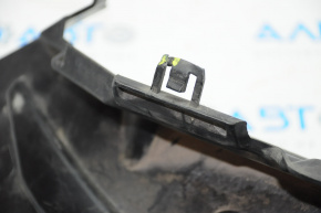 Відбивач радіатора верхній Ford Fiesta 14-19 1.6 зламаний креп