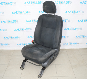 Сидіння водія Nissan Pathfinder 13-20 без airbag, механічні, велюр черн, брудне