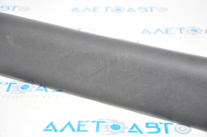 Накладка порога перед прав внутр Acura MDX 14-20 черн, подряпини