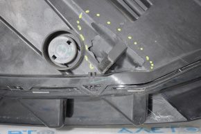 Фара передняя левая VW Jetta 19- в сборе LED обломаны крепления, пробит корпус