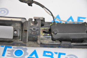 Планка подсветки номера двери багажника Kia Sorento 16-20 под камеру, в сборе, облом креп