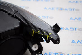 Фара передня права гола Chevrolet Volt 16- бовтається лінза, зламано креп