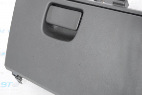 Перчаточный ящик, бардачок Chevrolet Malibu 16- черн, царапины