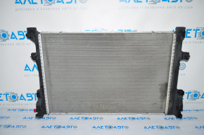 Радиатор охлаждения вода Mercedes CLA 250 14-19