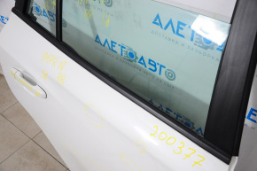 Молдинг дверь-стекло центральный задний правый Subaru Impreza 5d 17- черн