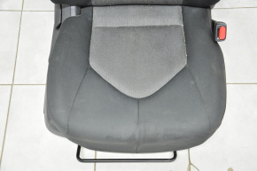 Пасажирське сидіння Toyota Camry v70 18- без airbag, механічні, ганчірка черн з сірими вставками