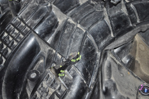 Коллектор впускной Toyota Rav4 13-18 сломано крепление