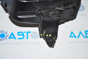 Блок запобіжників підкапотний Toyota Rav4 13-18 зламано кріплення