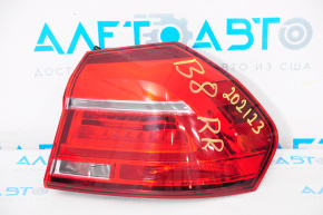 Фонарь внешний крыло правый VW Passat b8 16-19 USA LED