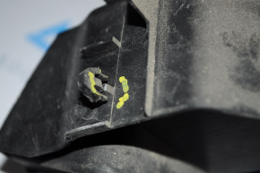 Дефлектор радиатора правый Lexus RX350 RX450h 10-12 дорест сломано крепление