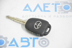 Ключ Toyota Highlander 14-16 3 кнопки