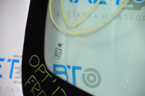 Лобовое стекло Kia Optima 11-15 FY, скол, воздух по верхней кромке, ско, песок
