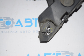 Крепление заднего бампера правое Ford Transit Connect MK2 13- надрыв крепления, сломано крепле