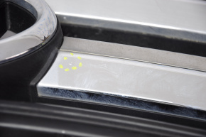 Решетка радиатора grill в сборе Hyundai Santa FE Sport 13-16 дорест вдулся хром