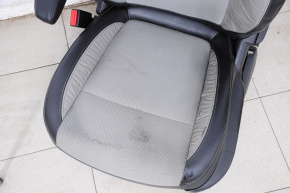 Водительское сидение Buick Encore 13-16 без airbag, электро, тряпка сер с кож вставкой, трещины