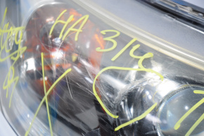 Фара передняя правая голая Honda Accord 13-15 галоген, сломан корпус и отражатель, царапины на стекле, на З/Ч