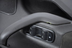 Обшивка дверей картка перед лев Ford Fiesta 11-19 черн ганчірка, дефект внутрішньої ручки