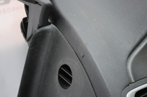 Торпедо передня панель без AIRBAG Chrysler 200 15-17 черн, подряпина