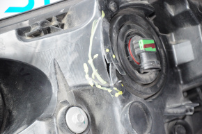 Фара передня права гола Honda Accord 13-15 галоген, зламаний корпус та відбивач, подряпини на склі, на З/Ч