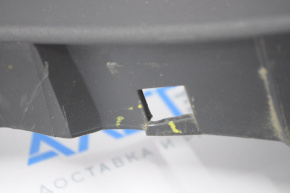 Накладка арки крыла передняя левая Toyota Rav4 13-18 узкая сломаны крепления