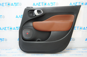 Обшивка двери карточка передняя правая Fiat 500L 14- черная с коричневой вставкой, beats