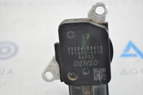 Расходомер воздуха Toyota Prius V 12-17