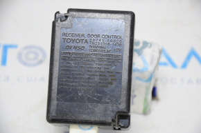 Приемник управления дверьми Toyota Camry v40 3.5