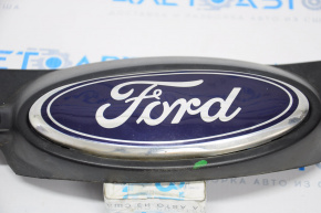 Решітка радіатора grill Ford Focus mk3 11-14 дорест usa з емблемою мат, зам'ятий значок
