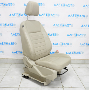 Пассажирское сидение Ford C-max MK2 13-18 без airbag, механич, кожа беж