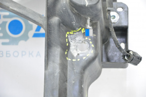 Телевизор панель радиатора Mazda 6 13-17 трещины, облом креп